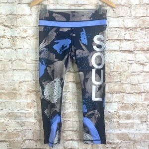 Lululemon Soul Cycle Limited Edition Cropped Leggings Size 6